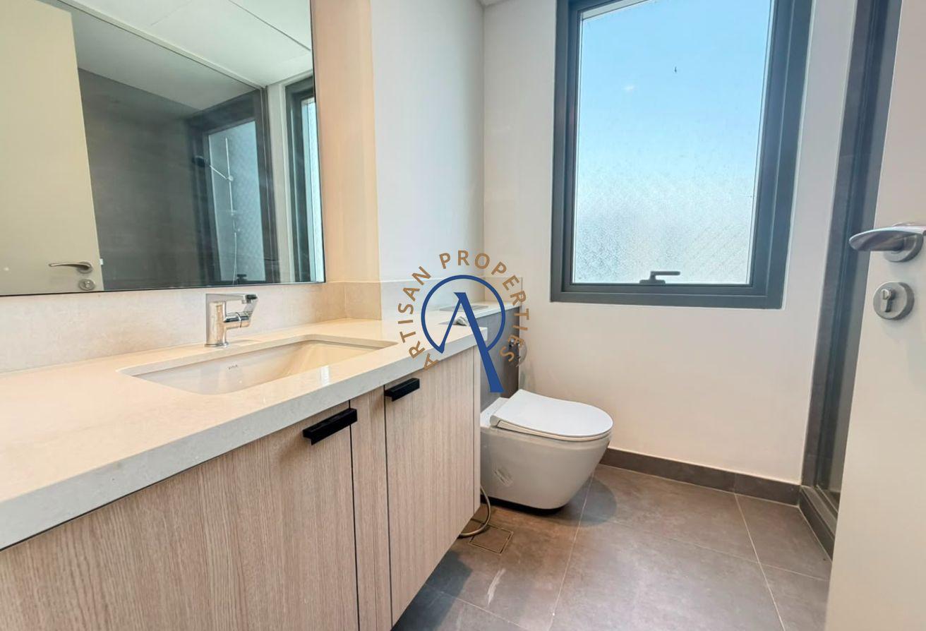 CLOSE TO AMENETIES | GATED COMMUNITY | VACANT photo 9