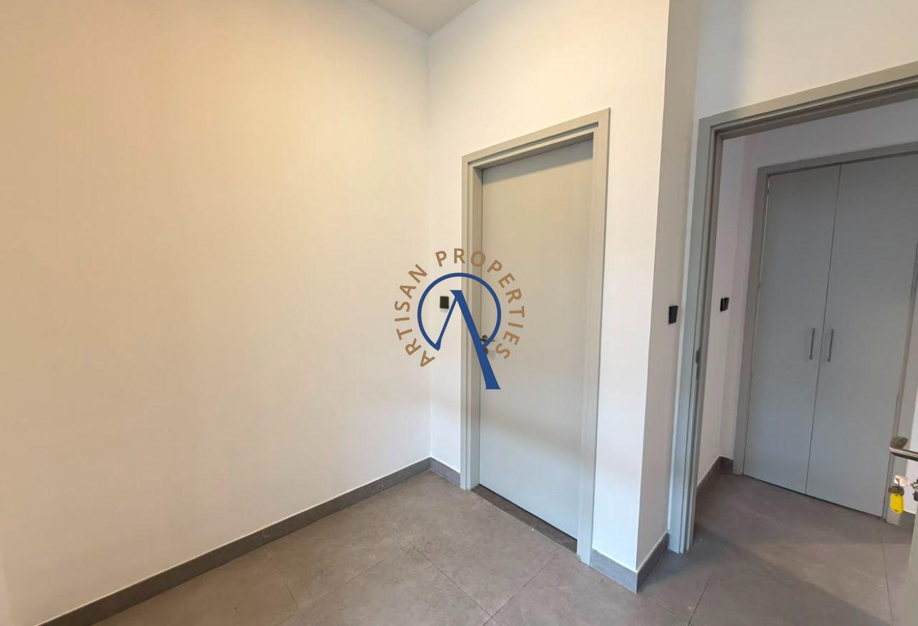 CLOSE TO AMENETIES | GATED COMMUNITY | VACANT photo 18