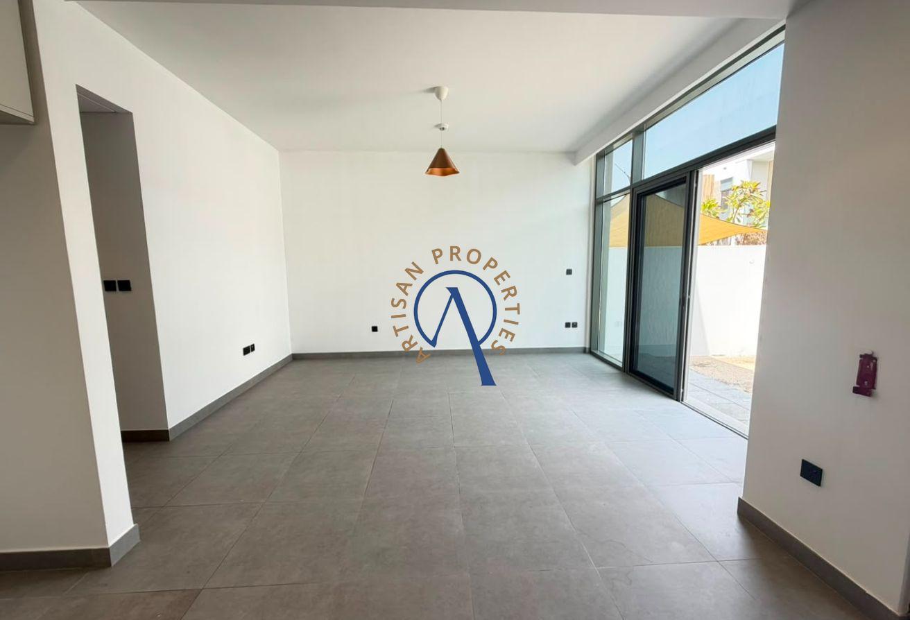 CLOSE TO AMENETIES | GATED COMMUNITY | VACANT photo 7