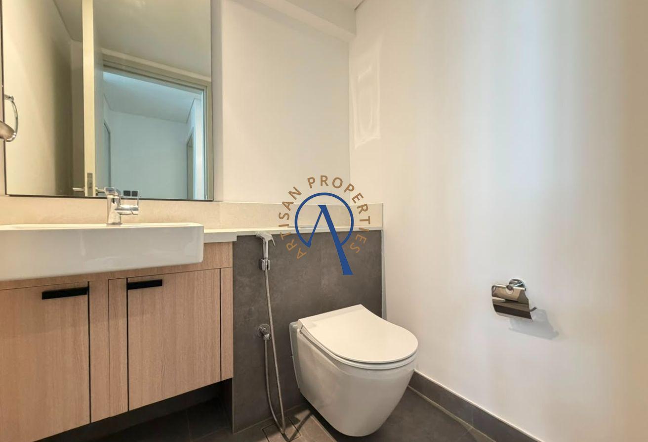 CLOSE TO AMENETIES | GATED COMMUNITY | VACANT photo 6