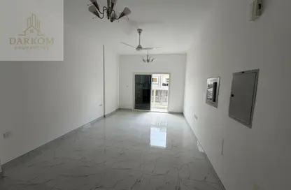 شقة - 2 غرف نوم - 2 حمامات للايجار في 3 المويهات - المويهات - عجمان