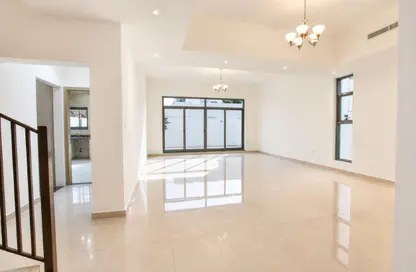 فيلا - 5 غرف نوم - 4 حمامات للايجار في أبو هيل - ديرة - دبي