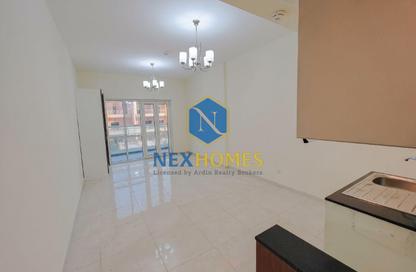 Apartment - Studio - 2 for rent in Golden Homes Building - District 15 - Jumeirah Village Circle - Dubai Apartment - Studio - 2 for rent in Golden Homes Building - District 15 - Jumeirah Village Circle - Dubai