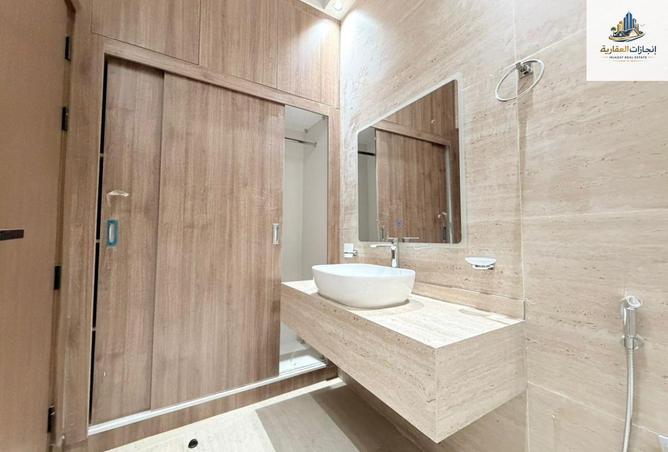 69505247 - Property Image 2