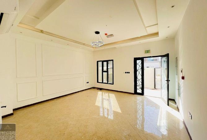 63644592 - Property Image 2