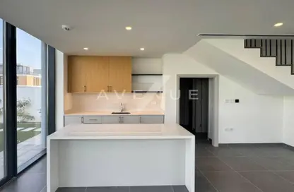 Villa - 4 Bedrooms - 5 Bathrooms for rent in June - Arabian Ranches 3 - Dubai