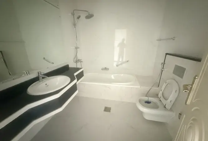 166047750 - Property Image 3