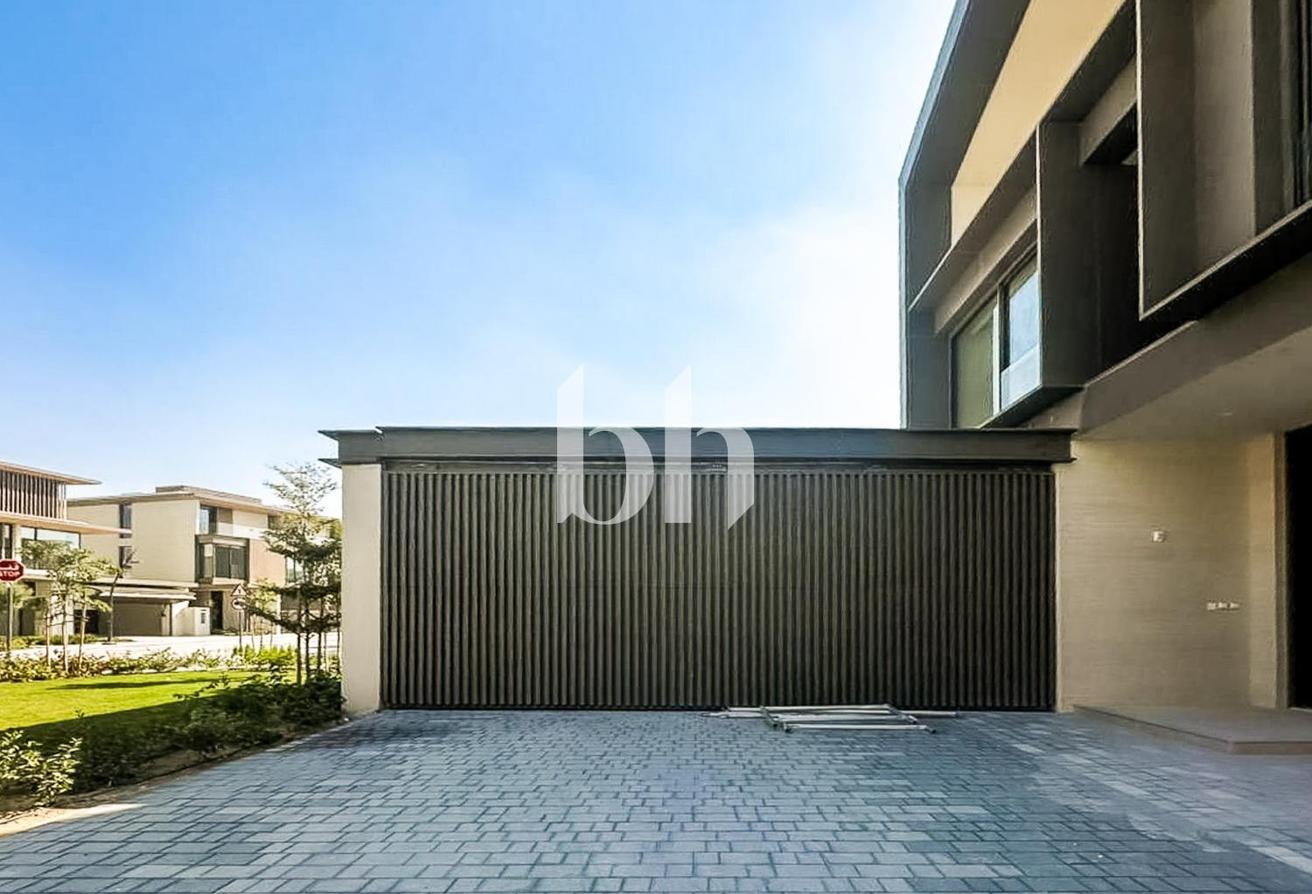 Largest Plot | Best Location | Negotiable photo 30