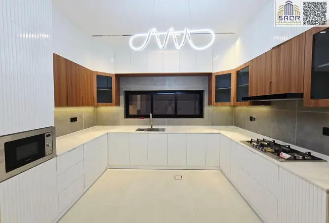 85731720 - Property Image 3
