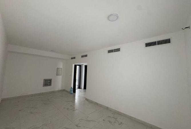 56160627 - صورة العقار 2