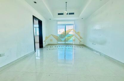 Apartment - 1 - 2 for rent in Al Mankhool - Bur Dubai - Dubai