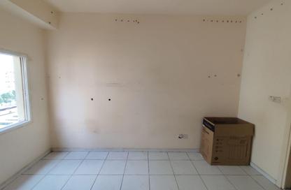 Apartment - Studio - 1 Bathroom for rent in Al Butina - Sharjah