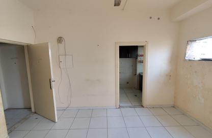 Apartment - Studio - 1 Bathroom for rent in Al Butina - Sharjah