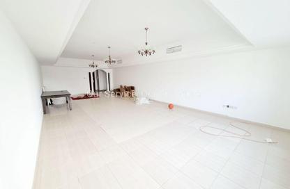 Apartment - 3 Bedrooms - 3 Bathrooms for rent in New Al Taawun Road - Al Taawun - Sharjah Apartment - 3 Bedrooms - 3 Bathrooms for rent in New Al Taawun Road - Al Taawun - Sharjah