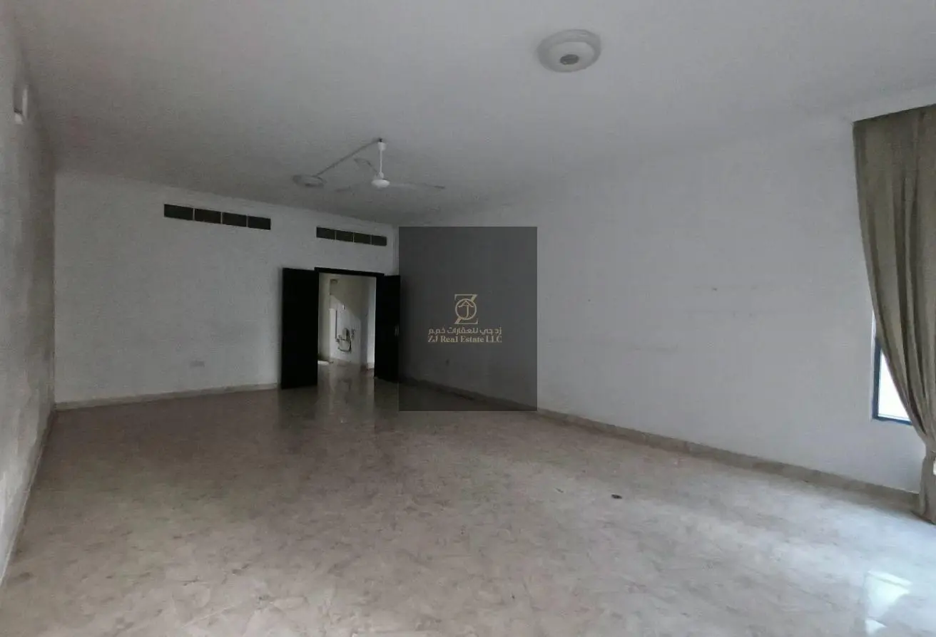 156922969 - Property Main Image
