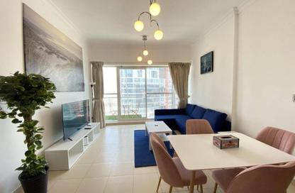 Apartment - 1 Bedroom - 1 Bathroom for rent in Mayfair Residency - Business Bay - Dubai
