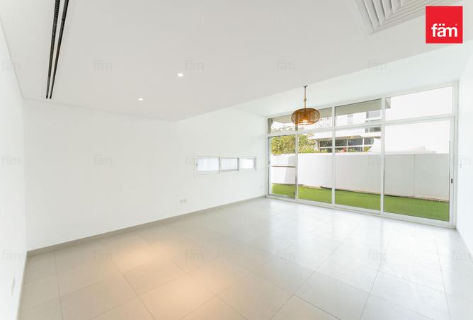 Well Maintained | Larger Plot | Type A Corner — photo 3