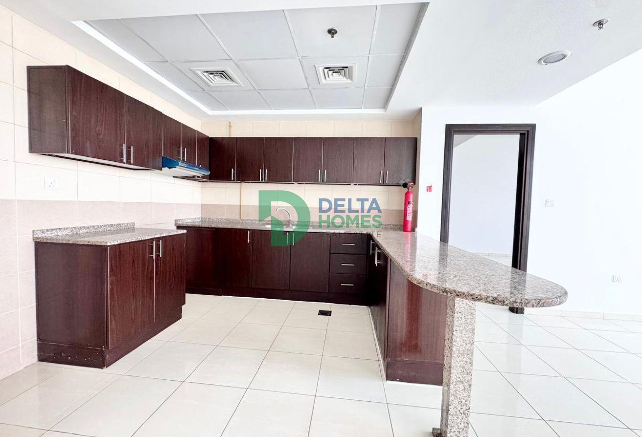 Spacious Layout I Laundry Room I on HIgh Floor photo 12