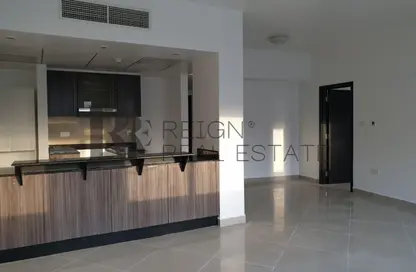 شقة - غرفة نوم - 1 حمام للايجار في برج 5 - الريف داون تاون - الريف - أبوظبي