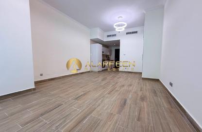 Apartment - Studio - 1 Bathroom for rent in Flamingo Building - District 15 - Jumeirah Village Circle - Dubai