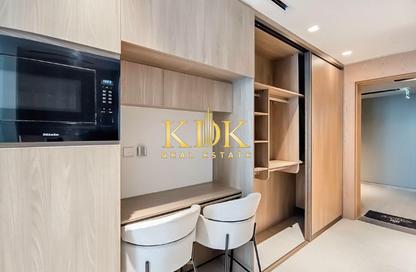 Apartment - Studio - 1 for rent in The Autograph - District 10 - Jumeirah Village Circle - Dubai