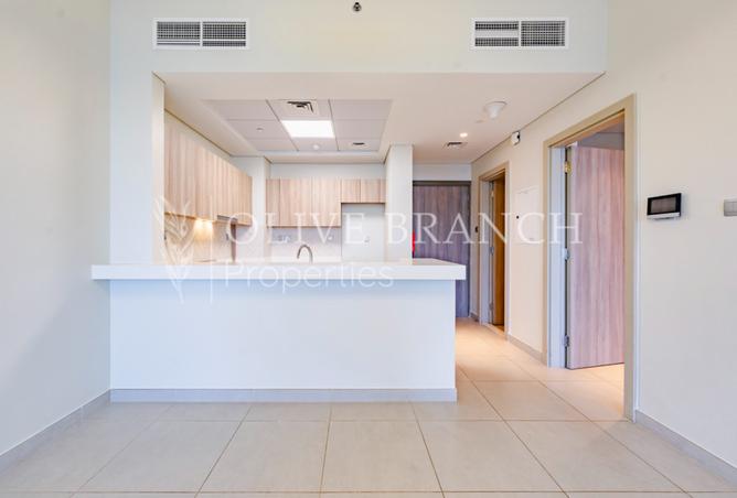 Best Location | Spacious Layout | Prime Community photo 3