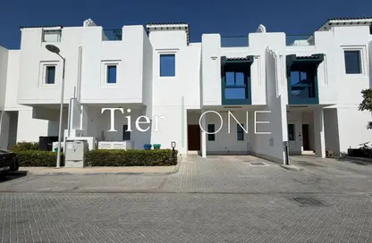 Villa - 5 Bedrooms - 6 Bathrooms for rent in Palma Residences - Palm Jumeirah - Dubai
