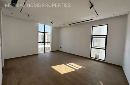 فيلا - 5 غرف نوم - 3 حمامات للايجار في الحليو 2 - الحليو - عجمان