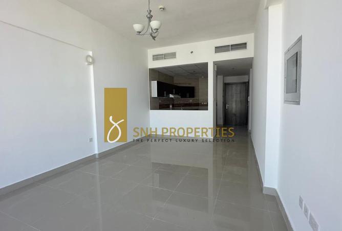 73846083 - Property Image 2