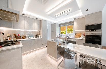 Villa - 4 Bedrooms - 4 Bathrooms for sale in Meadows 2 - Meadows - Dubai