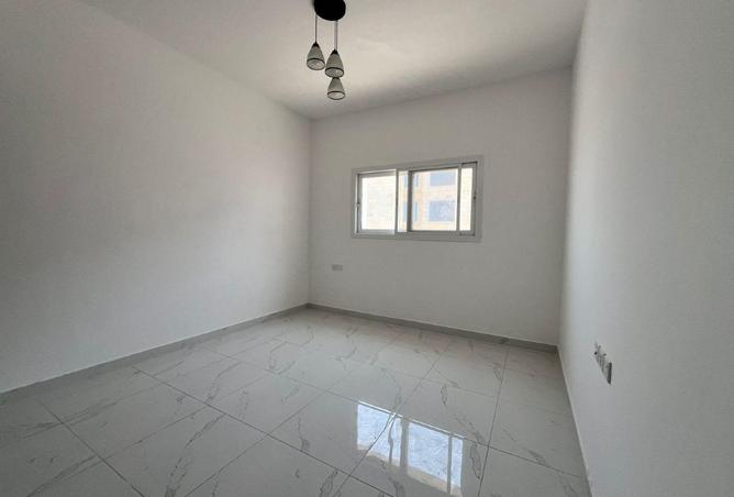 78972359 - Property Image 3