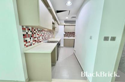 Apartment - 1 - 2 for rent in Azure Residences - Palm Jumeirah - Dubai