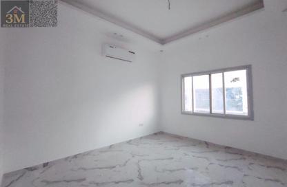 Townhouse - 5 Bedrooms - 6 Bathrooms for rent in Al Zaheya Gardens - Al Zahya - Ajman