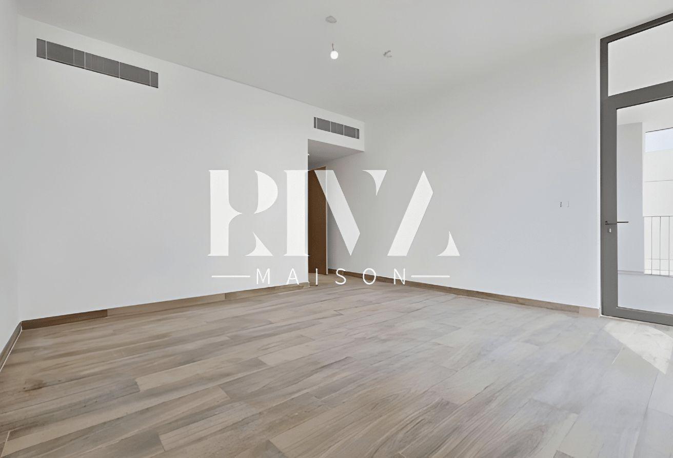 Elegantly Designed Villa | Vacant | Al Furjan photo 6