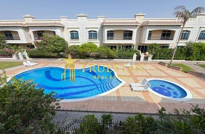 Villa - 4 Bedrooms - 4 Bathrooms for rent in Umm Suqeim 2 Villas - Umm Suqeim 2 - Umm Suqeim - Dubai