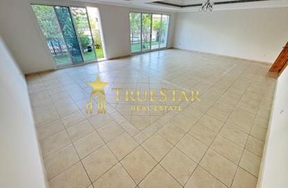 Villa - 4 Bedrooms - 4 Bathrooms for rent in Umm Suqeim 2 Villas - Umm Suqeim 2 - Umm Suqeim - Dubai