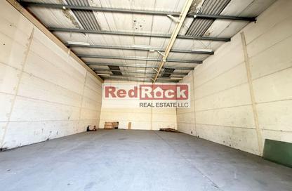 Warehouse - Studio for rent in Industrial Area 11 - Sharjah Industrial Area - Sharjah
