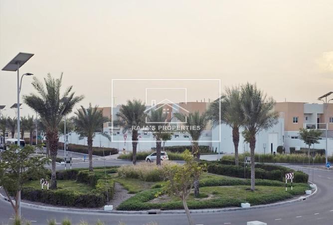 2P5U41oATiq - الصورة الرئيسية للعقار