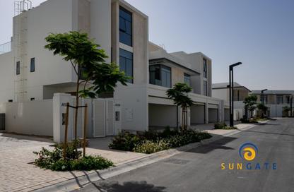 Townhouse - 4 - 5 for rent in Opal Gardens - District 11 - Mohammed Bin Rashid City - Dubai
