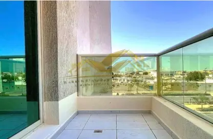 Apartment - 1 Bedroom - 2 Bathrooms for rent in Satwa Road - Al Satwa - Dubai
