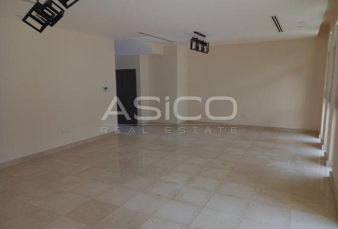 81940268 - Property Main Image