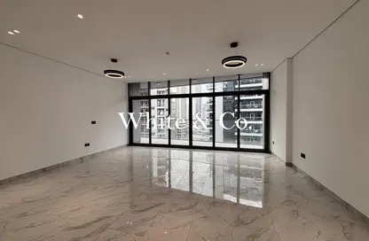 شقة - 3 غرف نوم - 5 حمامات للايجار في رويال ريجينسي - الخليج التجاري - دبي