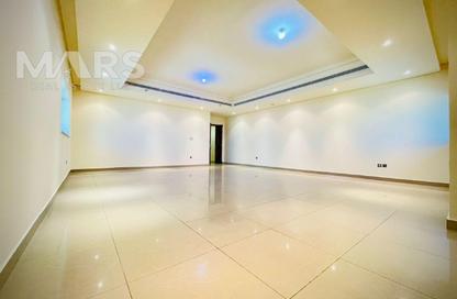 Apartment - 3 Bedrooms - 4 Bathrooms for rent in Silver Wave Tower - Al Mina - Abu Dhabi