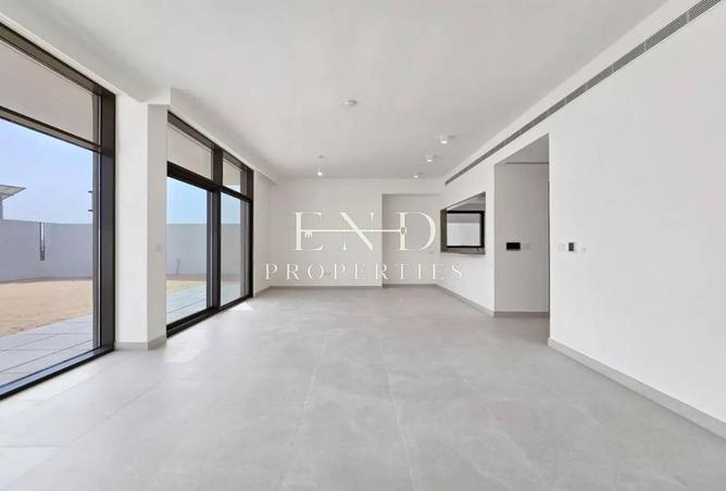 104253403 - Property Image 2