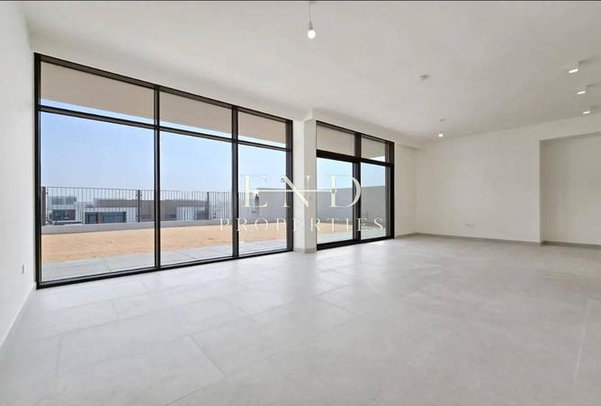 104253403 - Property Image 3