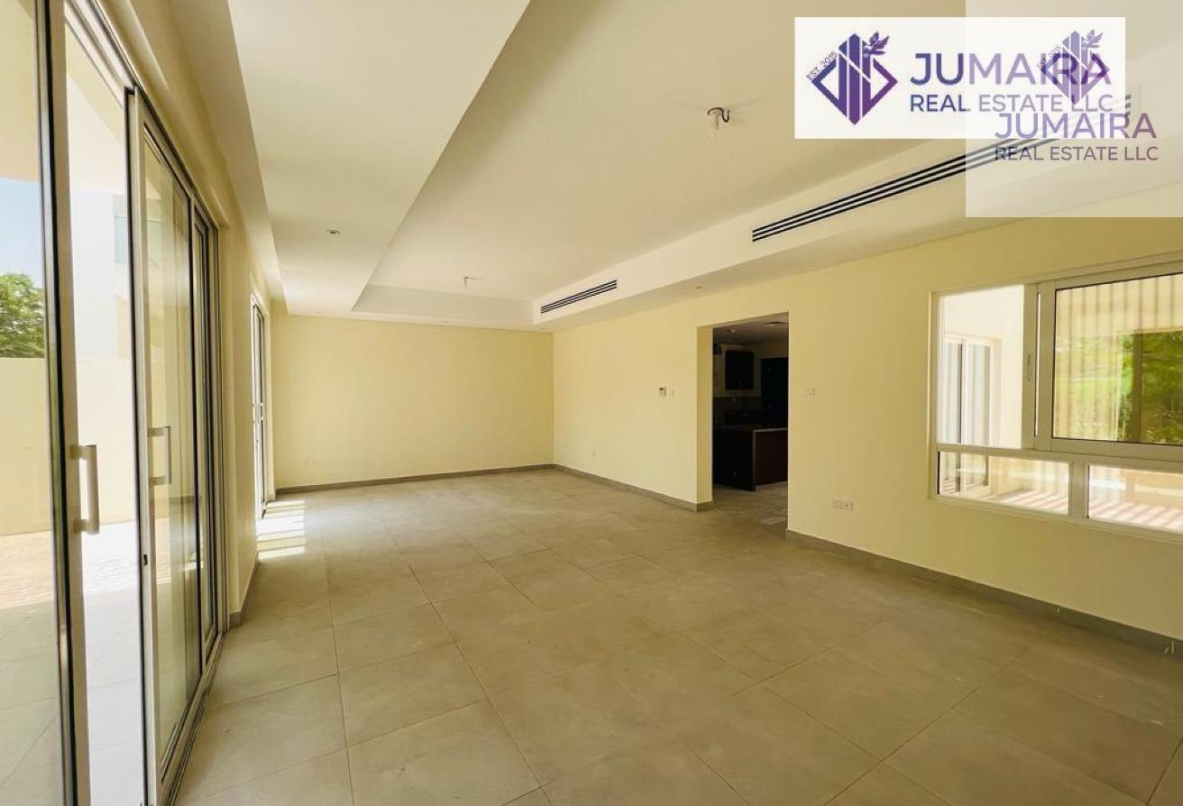 Spacious 4 BHK Bermuda Villa with Maid Room
