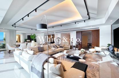 Apartment - 3 Bedrooms - 5 Bathrooms for rent in Marina Residences 1 - Marina Residences - Palm Jumeirah - Dubai