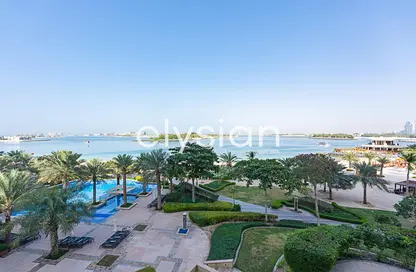 Apartment - 2 Bedrooms - 3 Bathrooms for rent in Al Basri - Shoreline Apartments - Palm Jumeirah - Dubai