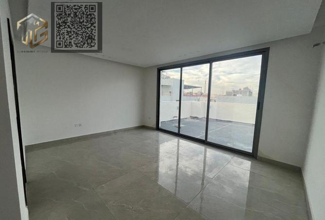 126125025 - Property Image 2