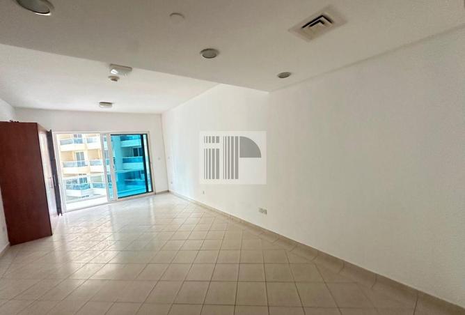 70292406 - Property Image 2